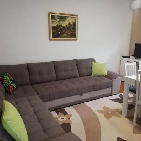 Radanovic Apartment *